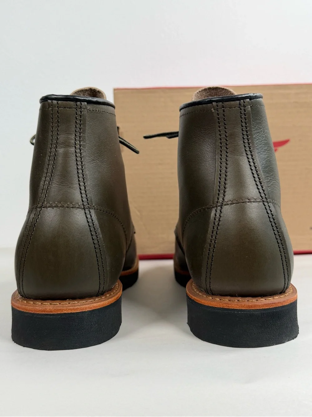 Red Wing Shoes Men’s Heritage Boots Size 8.5 D 8828 Alpine Portage Moc Toe USA